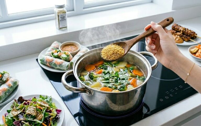 Tại sao giá hạt nêm chay trên thị trường lại có sự chênh lệch lớn?